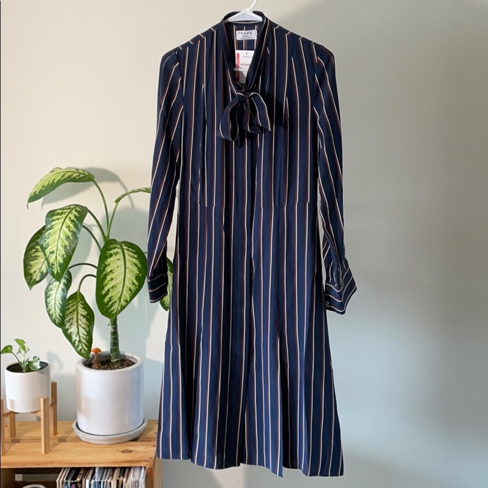 Frame Le Shirt Tie Dress